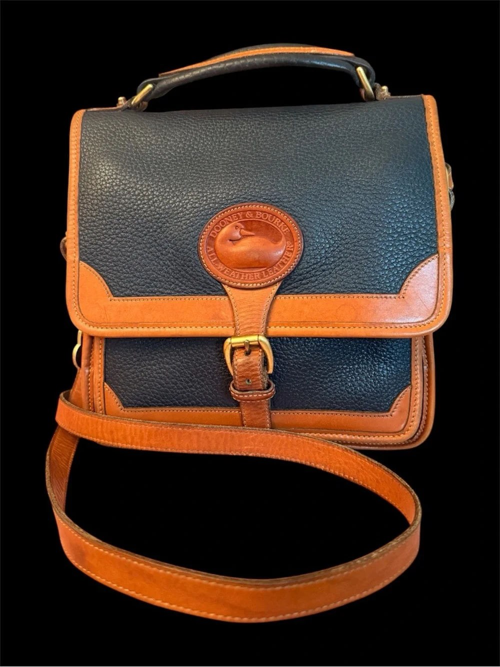 Vintage Dooney & Bourke All-Weather Leather Surrey Carrier bag